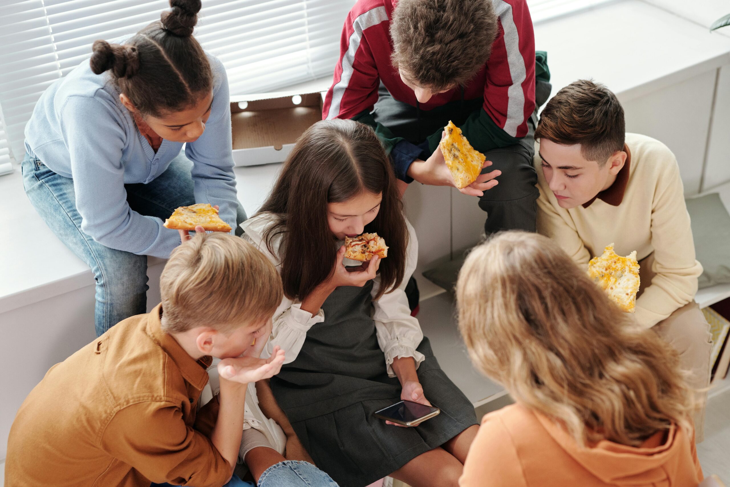 teenager not eating lunch at school