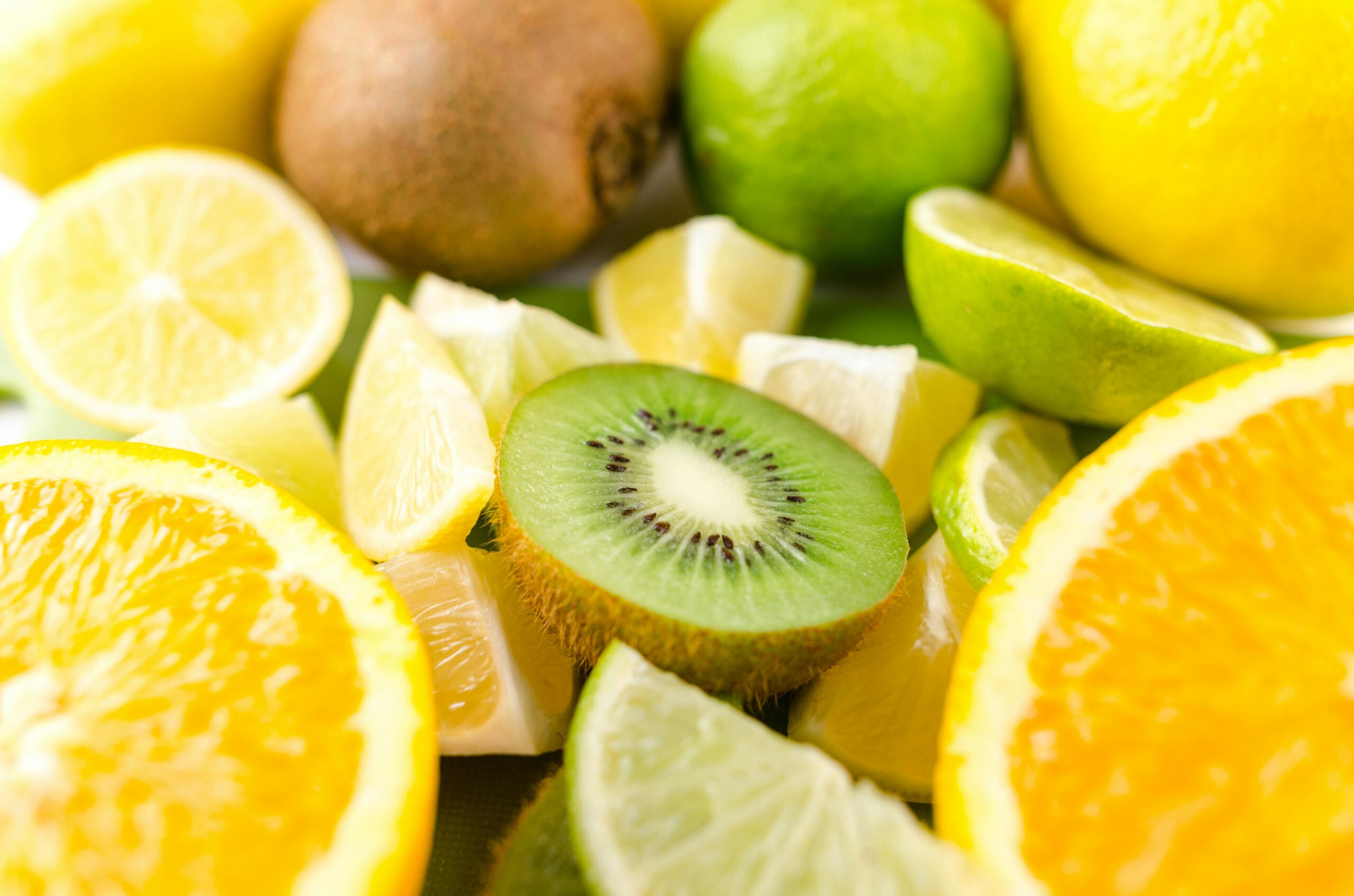 Essential 10 Vitamin C Foods for Kids